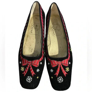 Vintage NINA 80's Black velvet embroidered holiday novelty flats